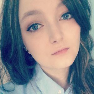 Meet your Posher, Danni